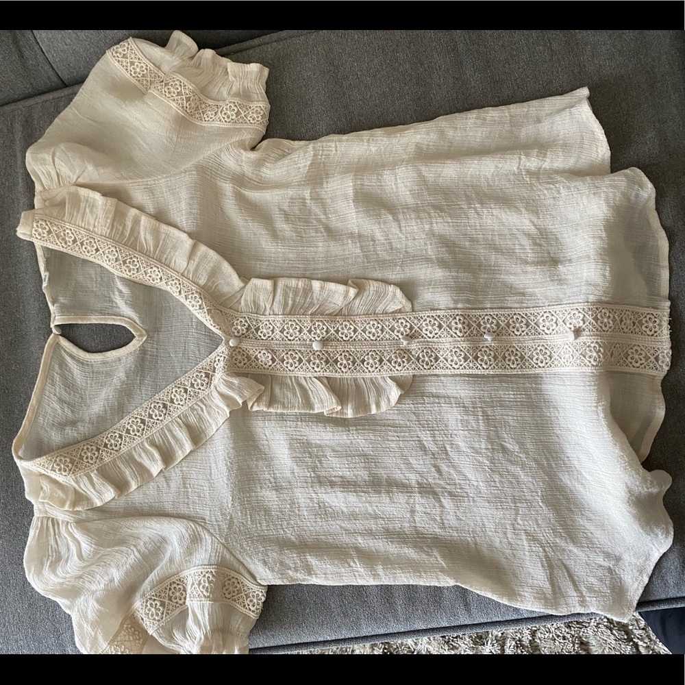 E&L size L white cream blouse